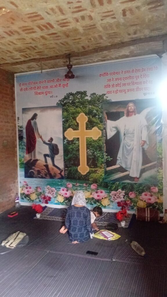 जसपुर के ग्राम करनपुर में अवैध धर्मांतरण गतिविधियों पर नव-निर्वाचित प्रधान हरिओम सुधा की सख्त कार्रवाई 5 44