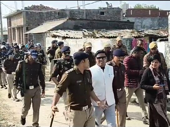 हल्कापन:हरिपुरा जलाशय में बड़ी कार्रवाई: 60 अतिक्रमणकारियों को नोटिस, 15 दिन बाद शुरू होगा हटाने का अभियान 2 1000166751 edited 1